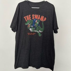 gators graphic tee